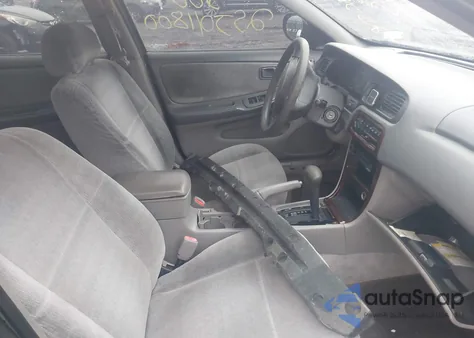 1995 Nissan Maxima Gle/Gxe/Se z USA, uszkodzony, nr VIN JN1CA21D2ST011822